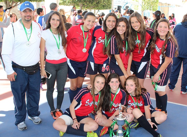 官方：安养FC与荷兰外援中卫科特续约至2026赛季结束