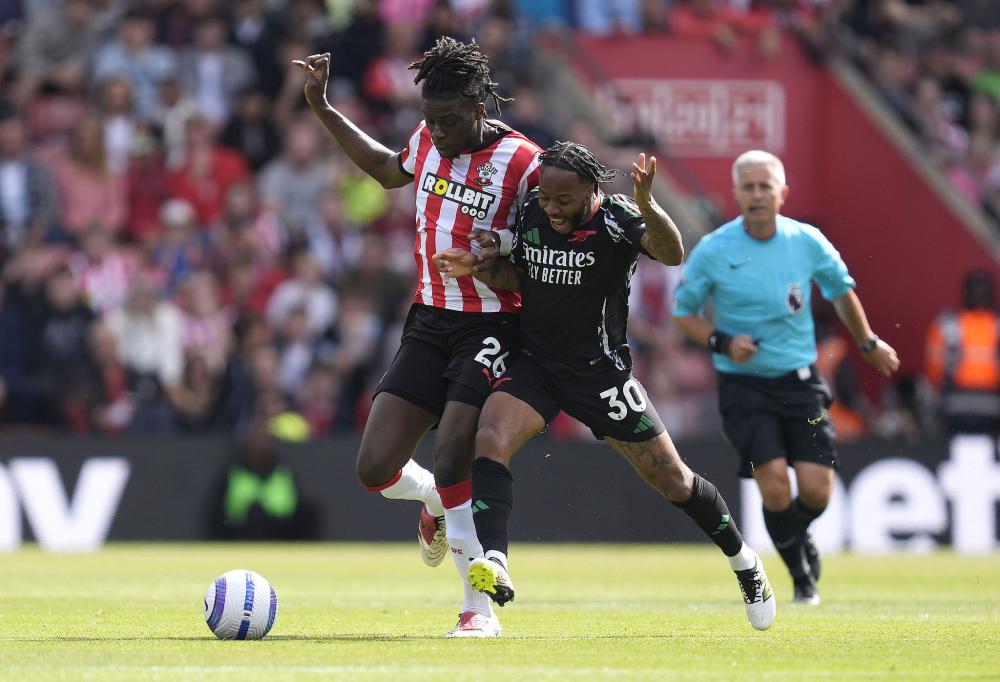 尤文官方：加蒂右膝内侧半月板受伤，将接受手术